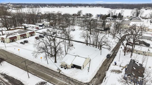 1045 N Park Avenue, Warsaw, IN 46580