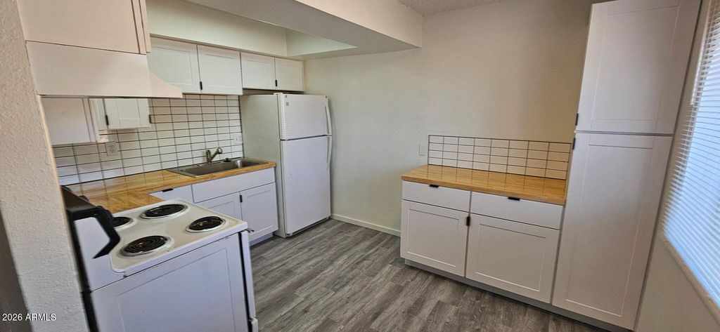 9222 N 35TH Avenue 3, Phoenix, AZ 85051 — photo 2