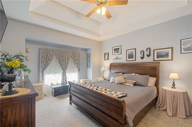 12660 S Parker Terrace, Olathe, KS 66061