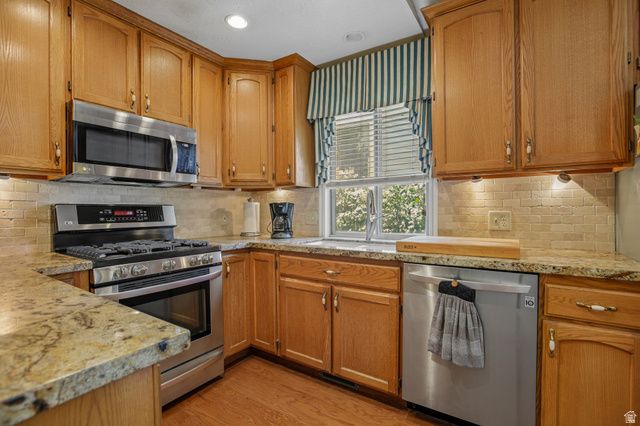2936 WESTCOVE DR, West Valley City, UT 84119