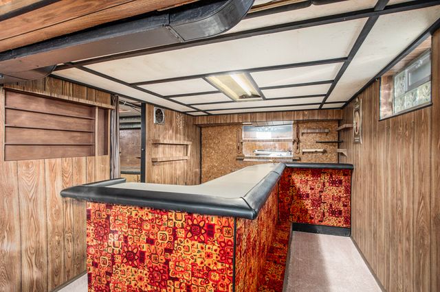 585 W River Road, North Muskegon City, MI 49445