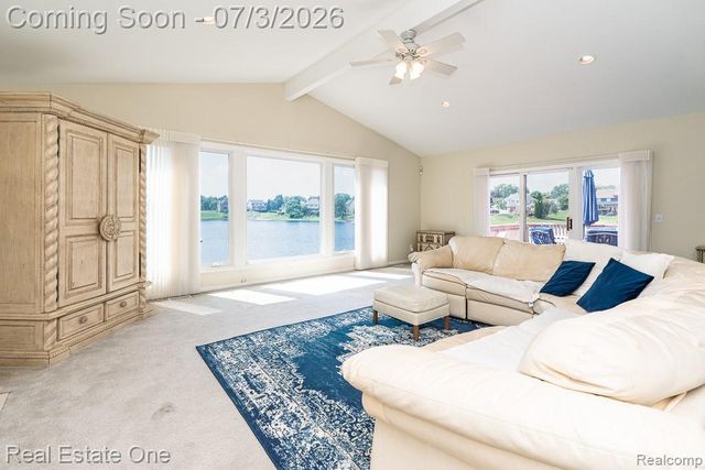 6489 Shoreline Drive, Troy, MI 48085
