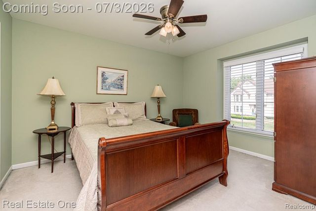 6489 Shoreline Drive, Troy, MI 48085