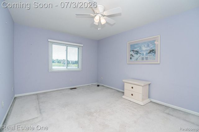 6489 Shoreline Drive, Troy, MI 48085