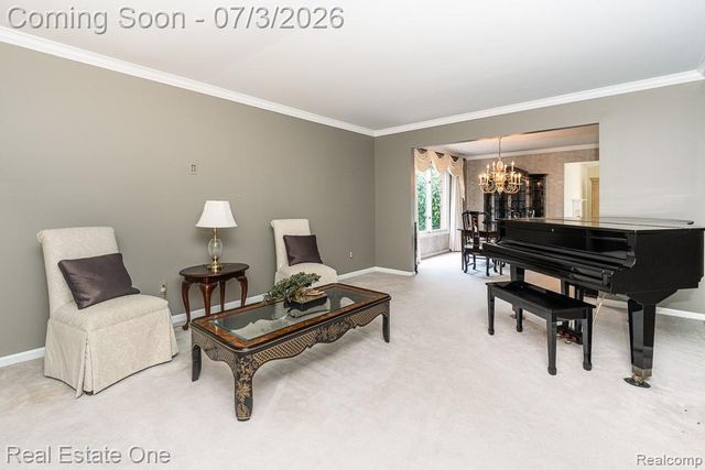6489 Shoreline Drive, Troy, MI 48085