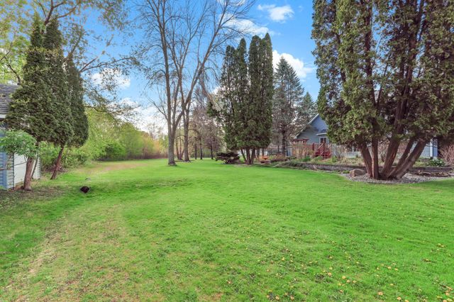 12270 Europa Avenue N, Saint Paul, MN 55110