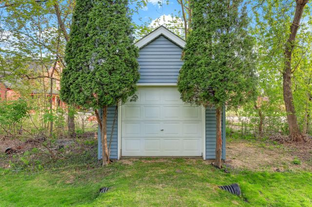 12270 Europa Avenue N, Saint Paul, MN 55110