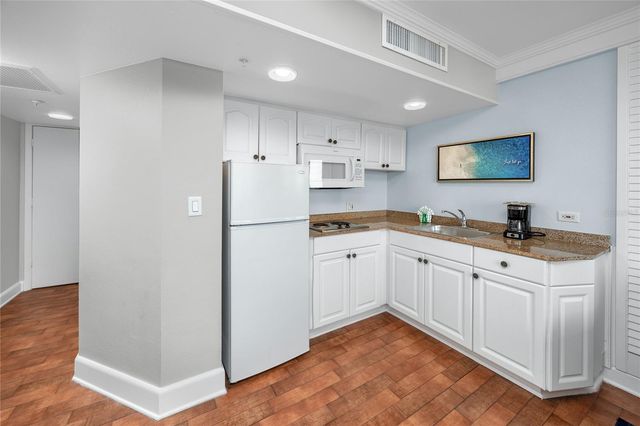 5500 GULF BOULEVARD 4246, St Petersburg, FL 33706