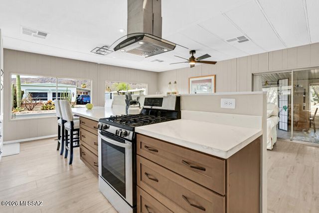 5575 W Bar S Street, Tucson, AZ 85713