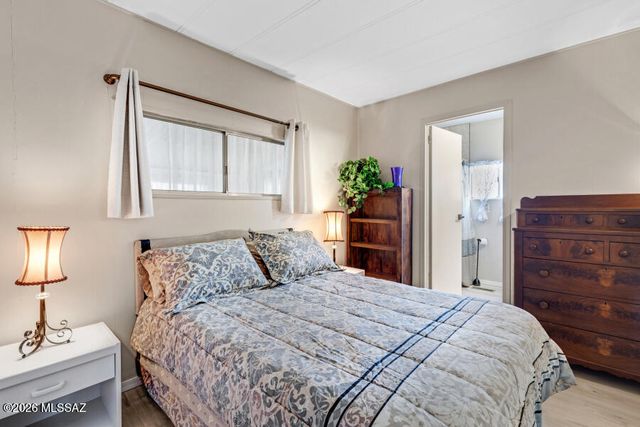5575 W Bar S Street, Tucson, AZ 85713