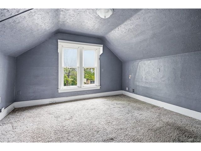 5596 S Sycamore St, Littleton, CO 80120