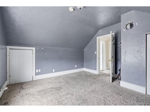 5596 S Sycamore St, Littleton, CO 80120