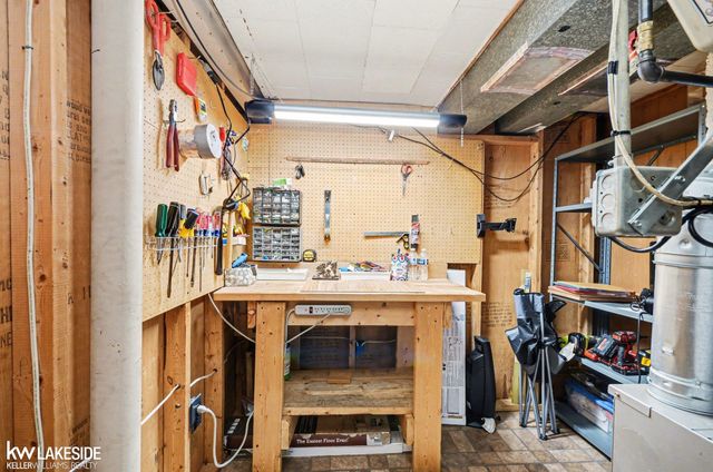 14921 Eleanor Avenue, Warren, MI 48089