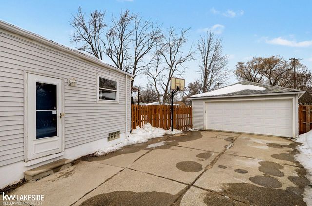 14921 Eleanor Avenue, Warren, MI 48089