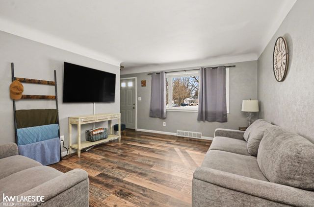 14921 Eleanor Avenue, Warren, MI 48089