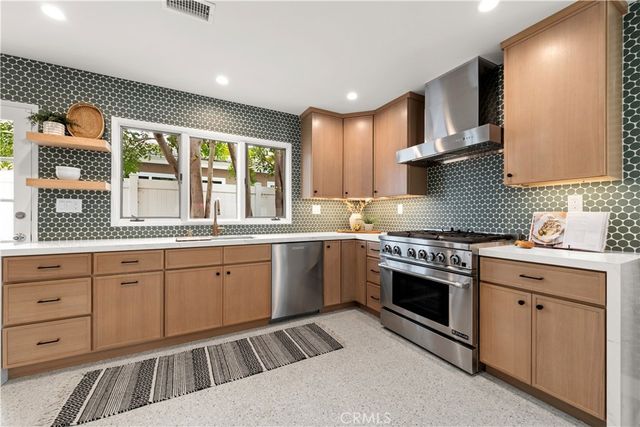 640 Island View, Seal Beach, CA 90740