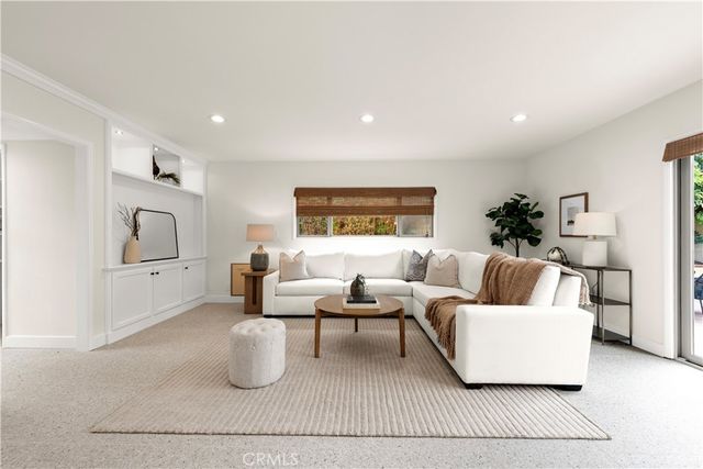 640 Island View, Seal Beach, CA 90740