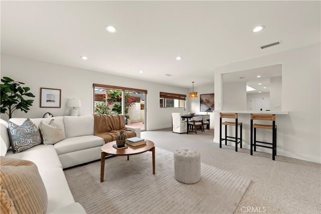 640 Island View, Seal Beach, CA 90740