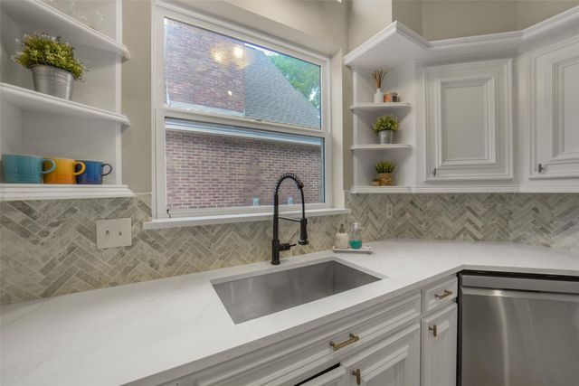 1706 Hickory Chase Drive, Katy, TX 77450