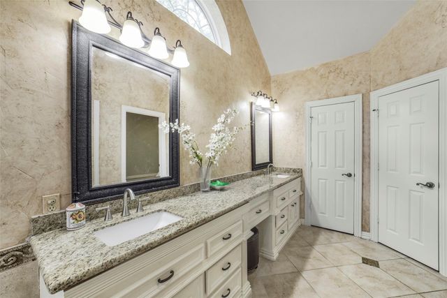 1706 Hickory Chase Drive, Katy, TX 77450