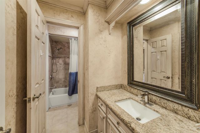 1706 Hickory Chase Drive, Katy, TX 77450