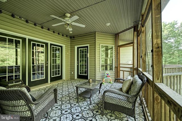 520 OAK GROVE DR, Mineral, VA 23117
