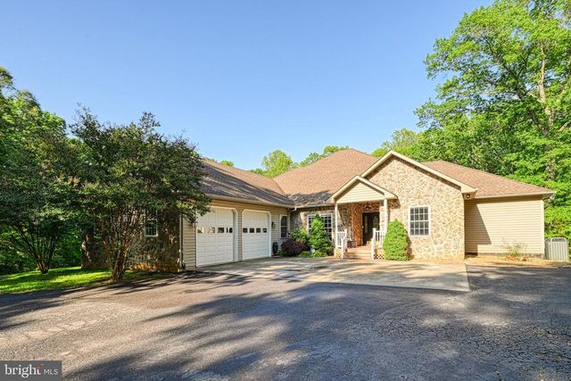 520 OAK GROVE DR, Mineral, VA 23117