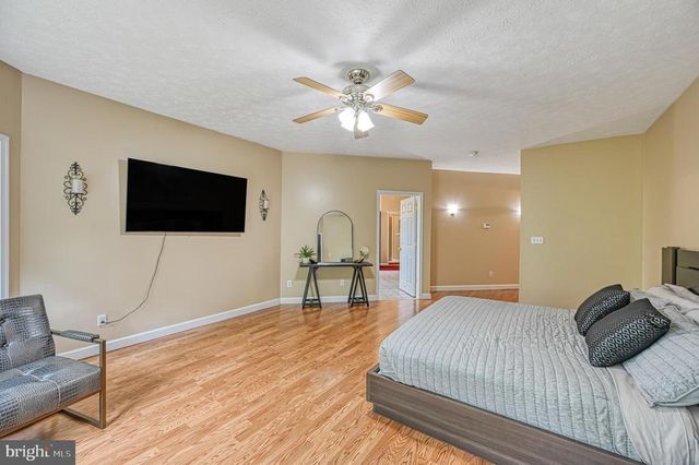 520 OAK GROVE DR, Mineral, VA 23117