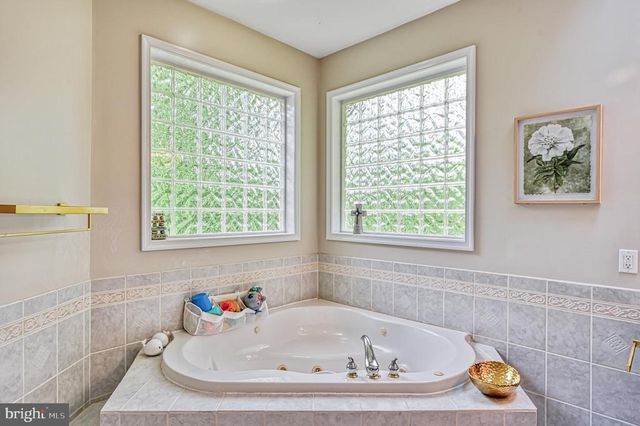 520 OAK GROVE DR, Mineral, VA 23117
