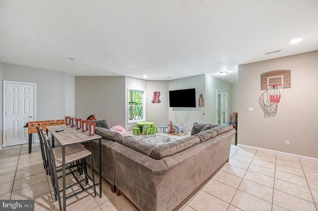 520 OAK GROVE DR, Mineral, VA 23117