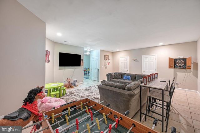 520 OAK GROVE DR, Mineral, VA 23117