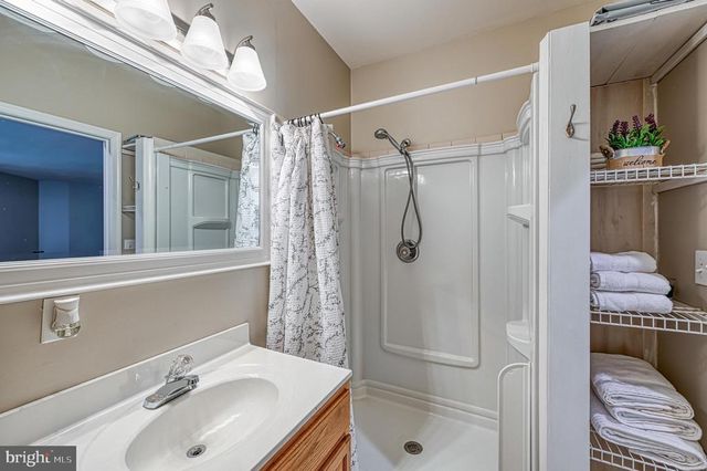 520 OAK GROVE DR, Mineral, VA 23117