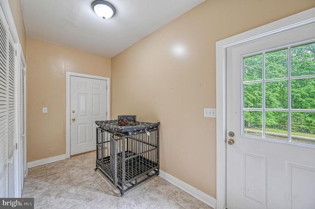520 OAK GROVE DR, Mineral, VA 23117