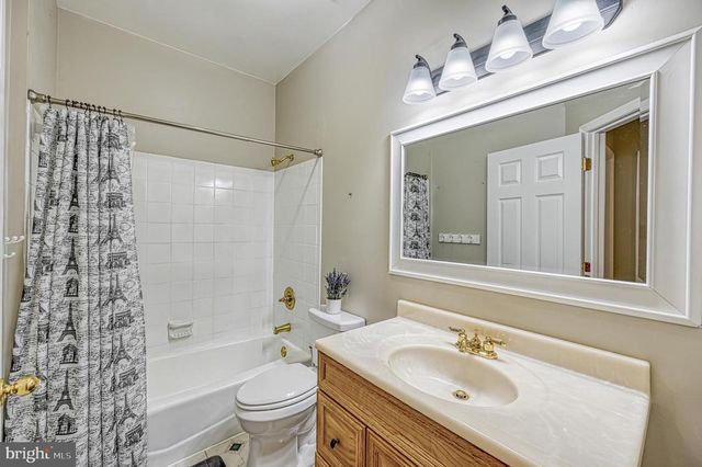 520 OAK GROVE DR, Mineral, VA 23117