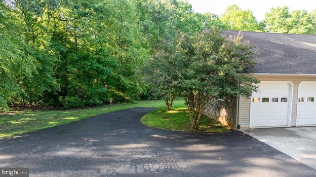 520 OAK GROVE DR, Mineral, VA 23117