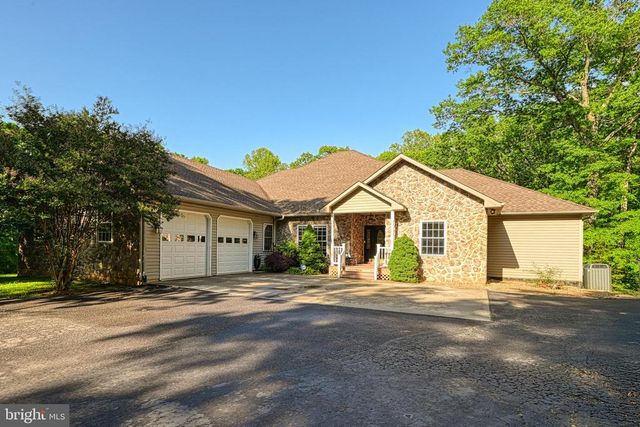 520 OAK GROVE DR, Mineral, VA 23117