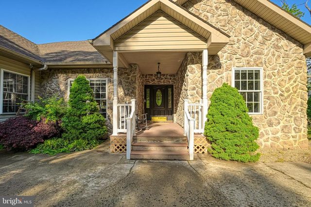 520 OAK GROVE DR, Mineral, VA 23117