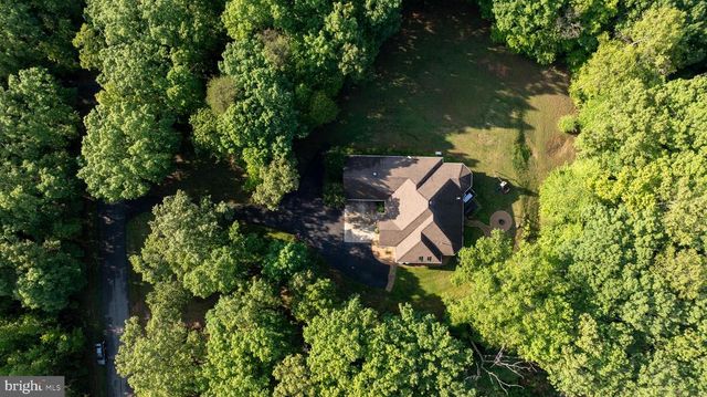 520 OAK GROVE DR, Mineral, VA 23117