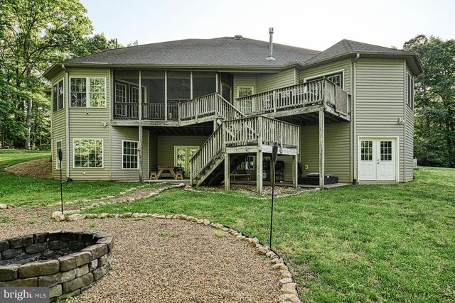 520 OAK GROVE DR, Mineral, VA 23117
