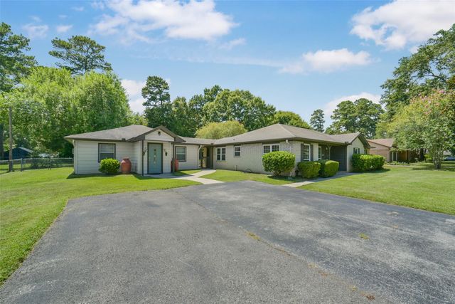 32047 S Wiggins Street, Magnolia, TX 77355