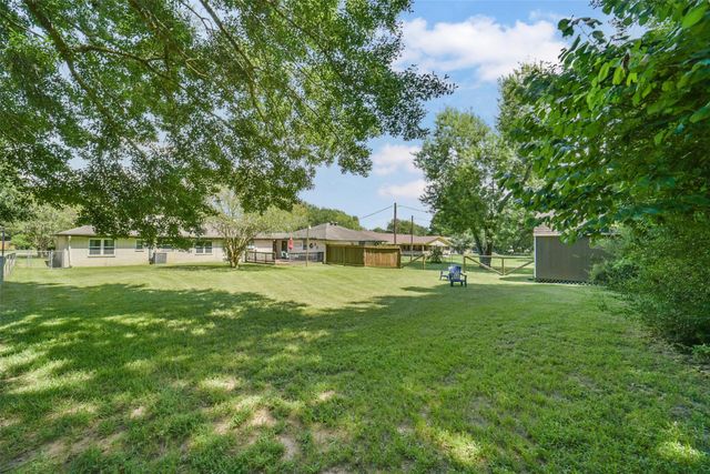 32047 S Wiggins Street, Magnolia, TX 77355