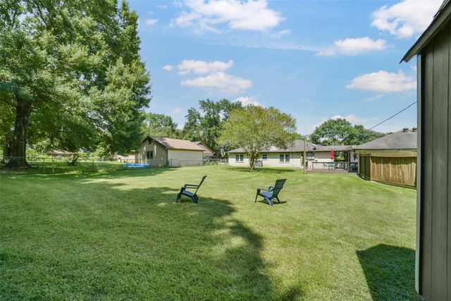 32047 S Wiggins Street, Magnolia, TX 77355