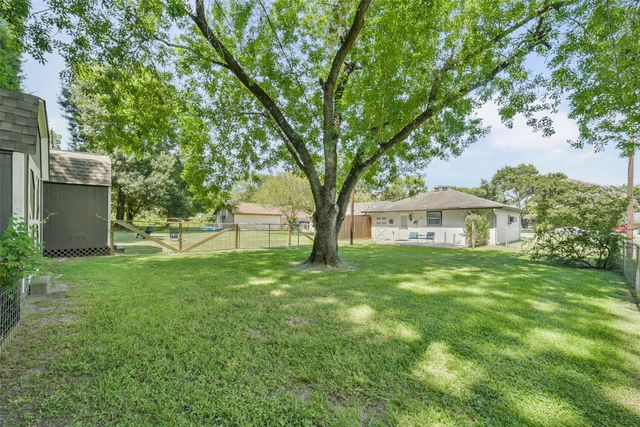 32047 S Wiggins Street, Magnolia, TX 77355