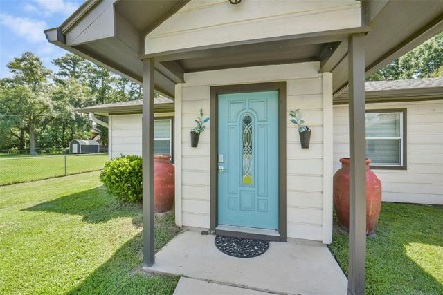32047 S Wiggins Street, Magnolia, TX 77355