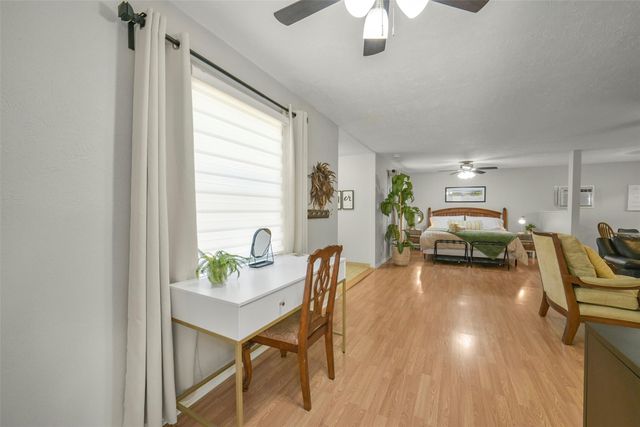 32047 S Wiggins Street, Magnolia, TX 77355