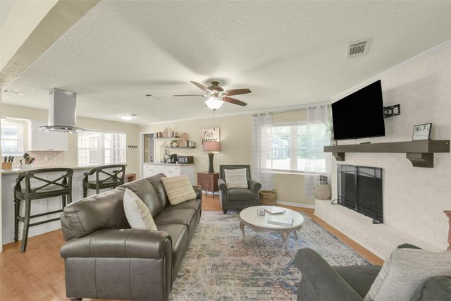 32047 S Wiggins Street, Magnolia, TX 77355