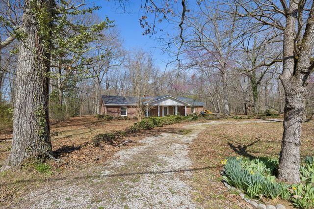 766 Bowling Alley Road, Manchester, TN 37355