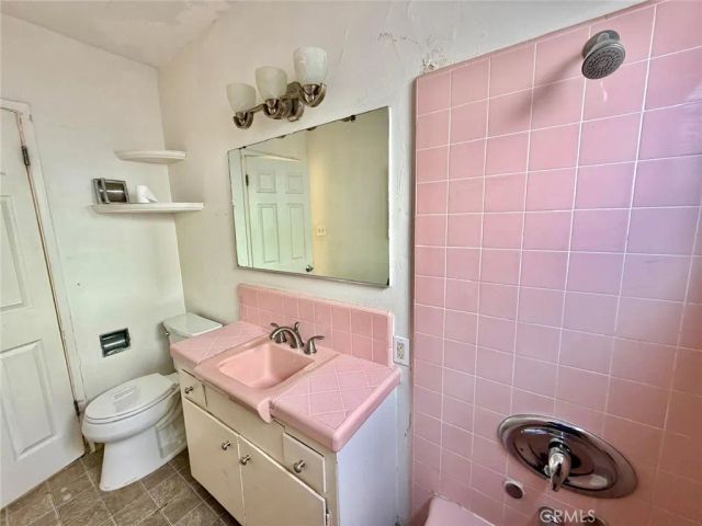 528 Cedar Boulevard 1F, Long Beach, CA 90802