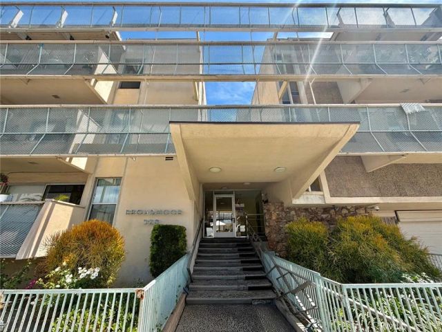 528 Cedar Boulevard 1F, Long Beach, CA 90802