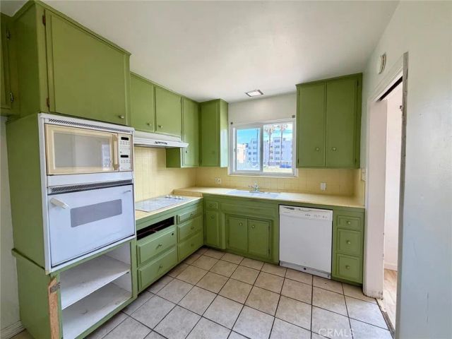 528 Cedar Boulevard 1F, Long Beach, CA 90802